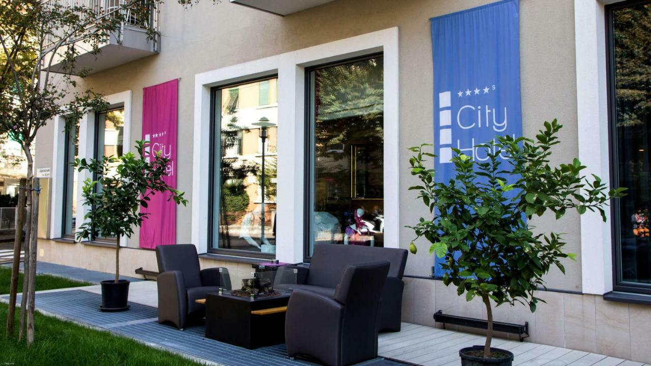City Hotel Merano Exterior foto